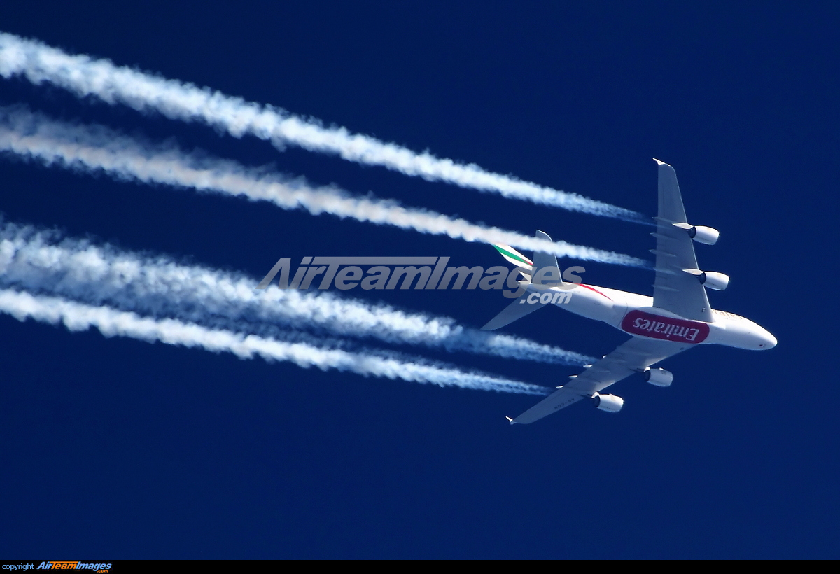 Airbus A380861 Large Preview