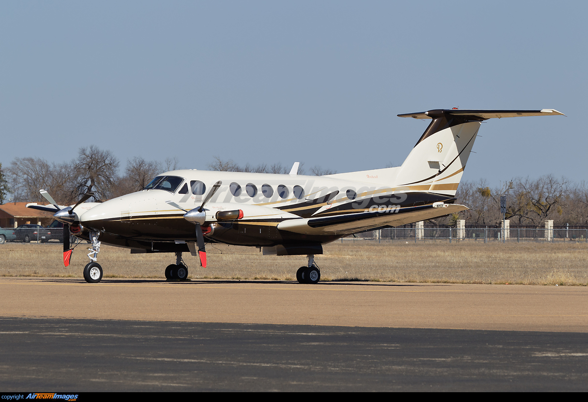 beech 200 super king air price