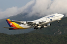 Boeing 747-412
