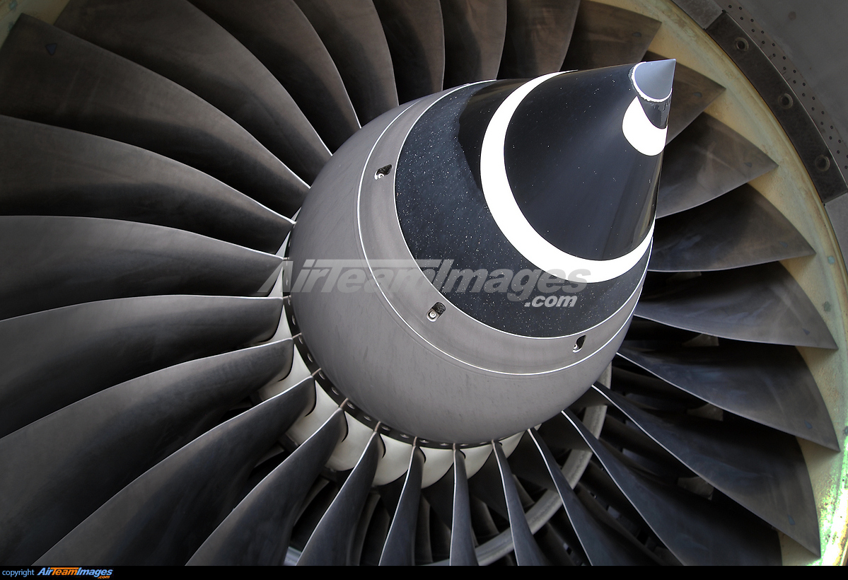 Rolls Royce Trent 700 Engine Large