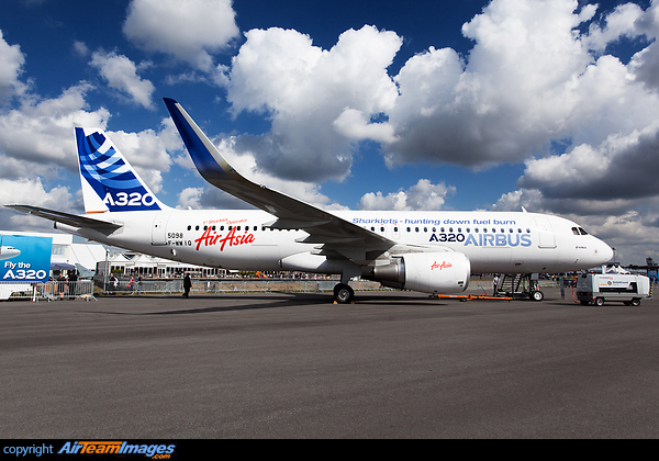 1st Sharklet Operator Air Asia Airbus A320-214