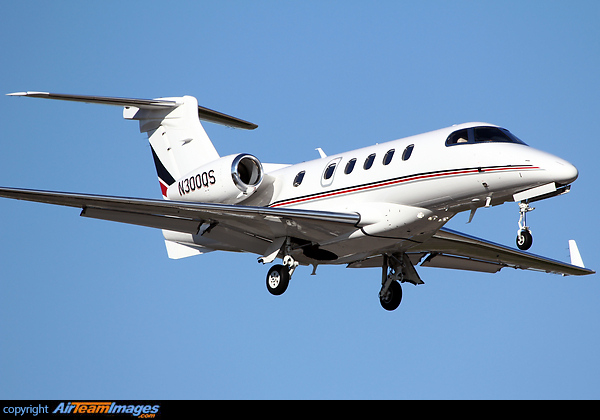 Embraer Phenom 300 N300qs Aircraft Pictures Photos