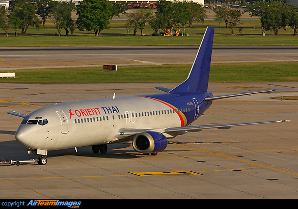 Boeing 737-429 Boeing 737-429