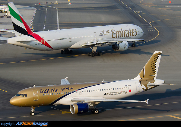 Airbus A320-214 Airbus A320-214