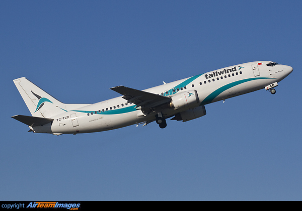 Boeing 737-4Q8