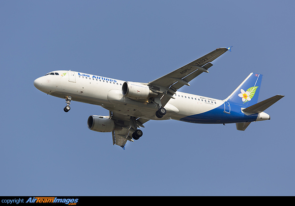 Airbus A320-214 Airbus A320-214