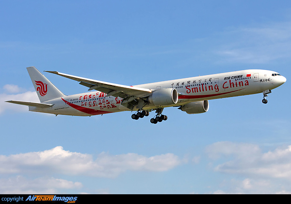 Boeing 777-39L/ER Boeing 777-39L/ER