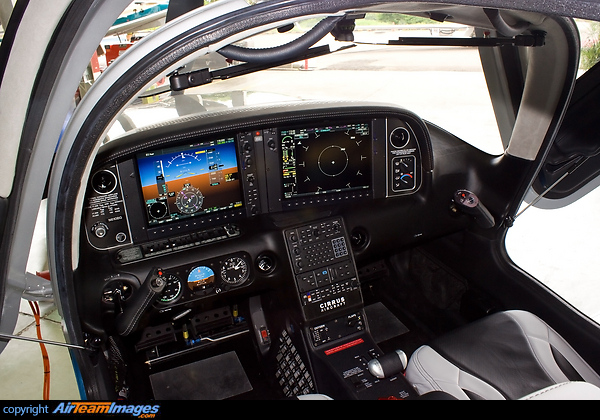 Cirrus SR-22 Cirrus SR-22