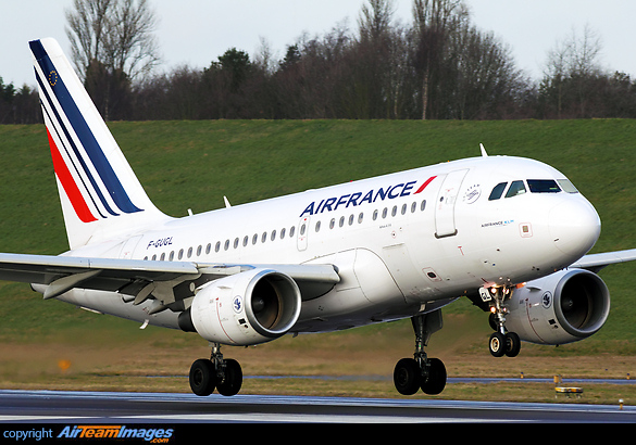 Airbus A318-111 Airbus A318-111