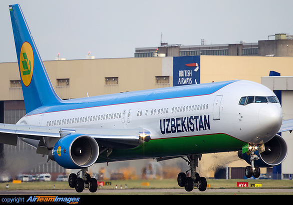 Boeing 767-33P/ER Boeing 767-33P/ER