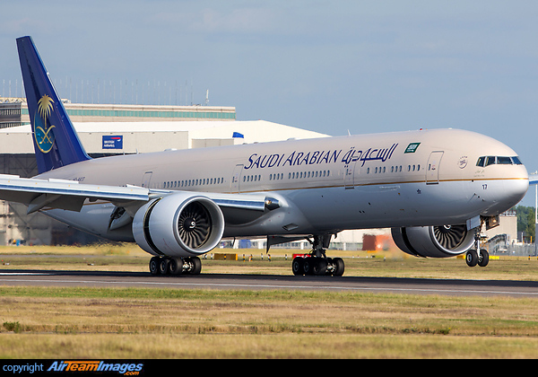 Boeing 777-368/ER Boeing 777-368/ER
