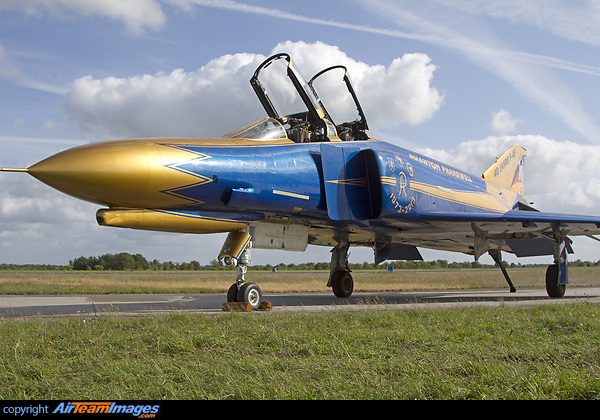 Open Day at Wittmund Airbase to mark the retirement of the McDonnell Douglas F4 Phantom from German Airforce service. F-4F Phantom II