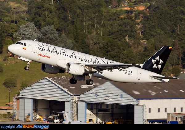 Airbus A320-214 Airbus A320-214