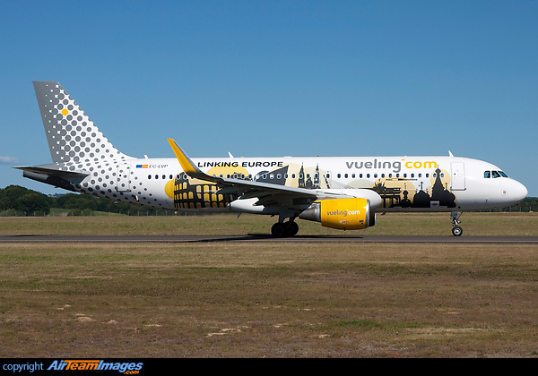 Airbus A320-214 Airbus A320-214