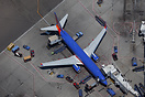 Boeing 737-8H4