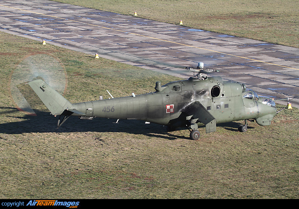 Mil Mi-24D Mil Mi-24D