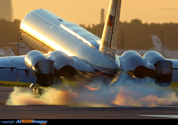 Ilyushin Il-62M Ilyushin Il-62M