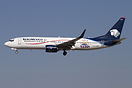 Boeing 737-852