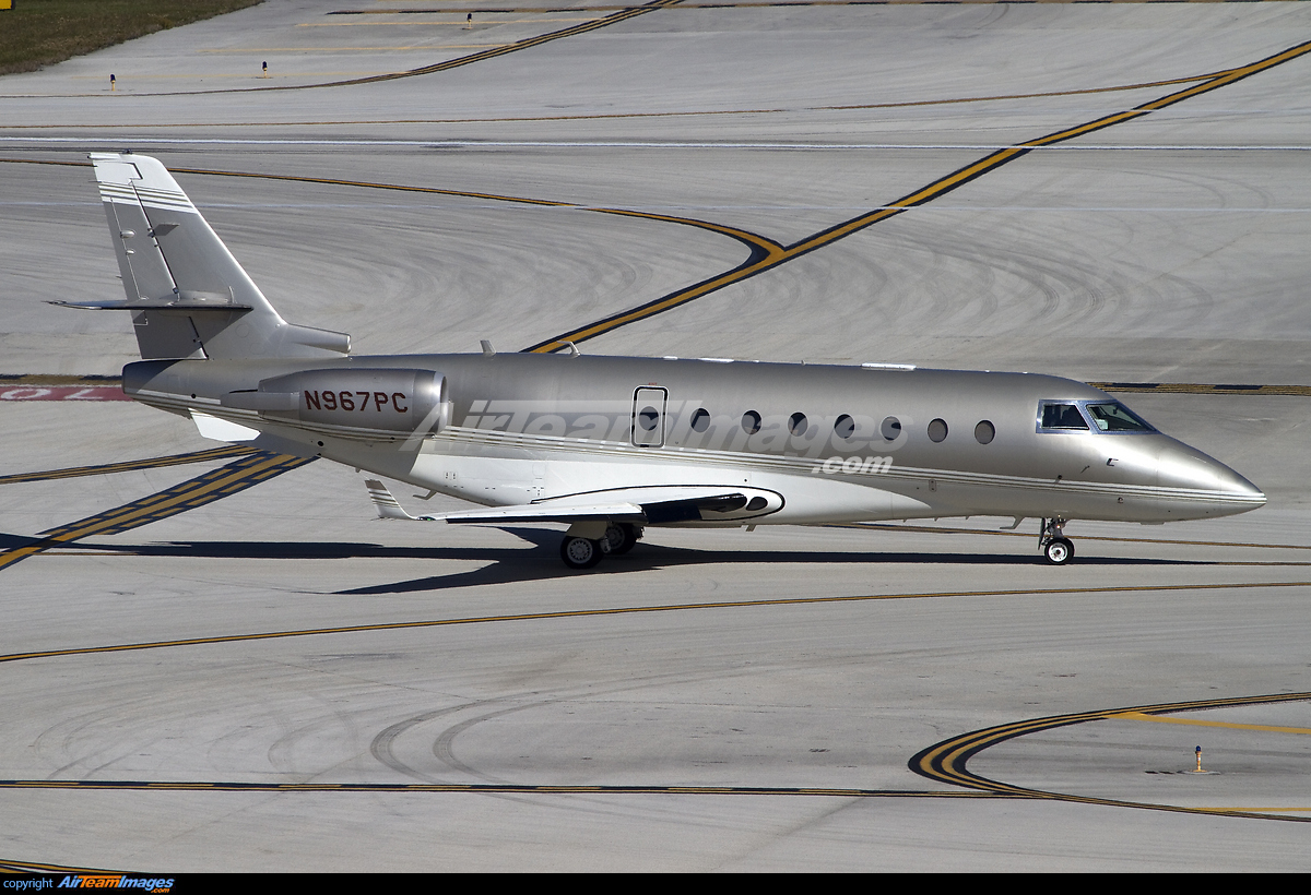 Gulfstream G200 - Large Preview - AirTeamImages.com