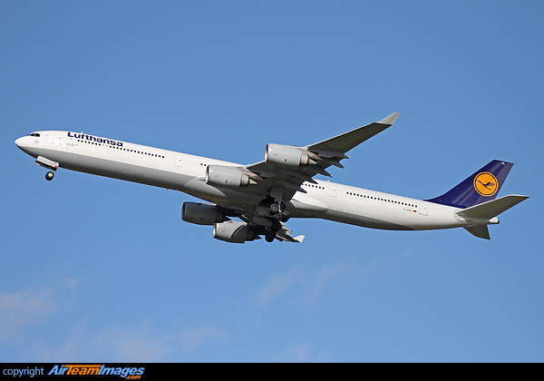 Airbus A340-642 Airbus A340-642