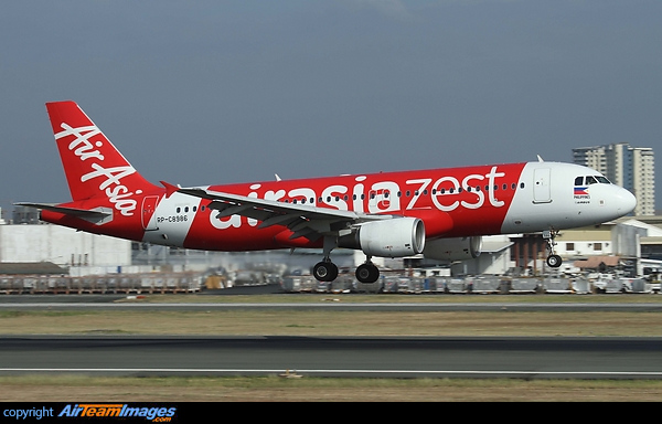 Airbus A320-216 Airbus A320-216