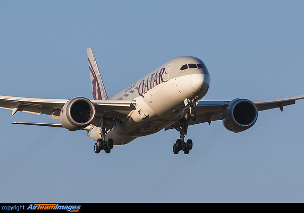 Boeing 787-8 Dreamliner Boeing 787-8 Dreamliner