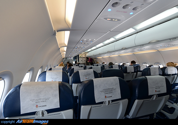Airbus A320-232 Airbus A320-232