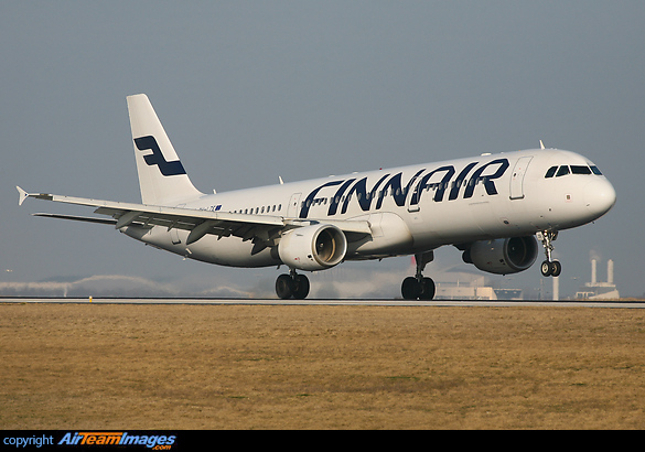Airbus A321-211 Airbus A321-211