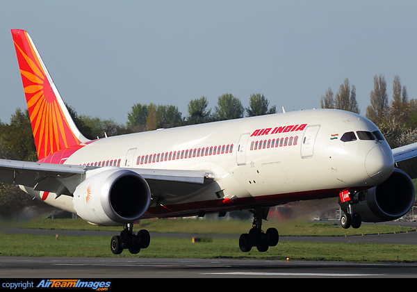 Boeing 787-8 Dreamliner Boeing 787-8 Dreamliner