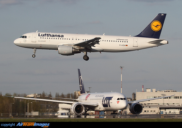 Airbus A320-211 Airbus A320-211