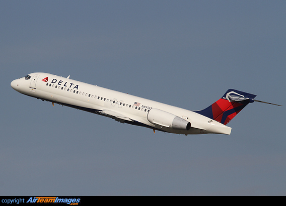 Boeing 717-2BD Boeing 717-2BD