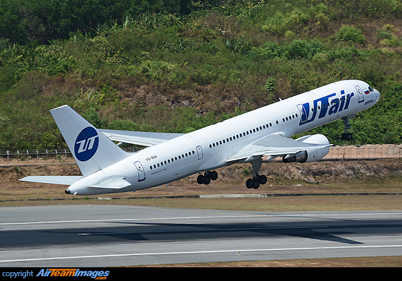 Boeing 757-2Q8 Boeing 757-2Q8
