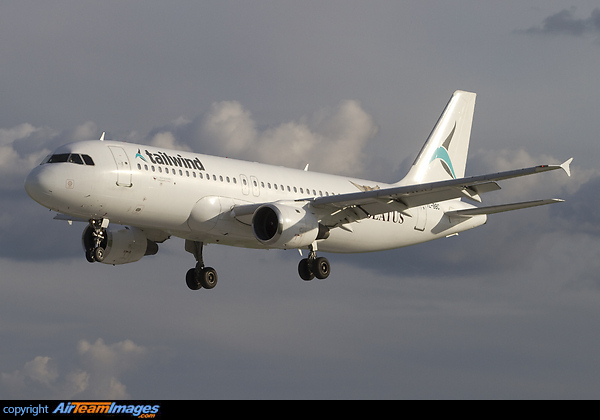 Airbus A320-211 Airbus A320-211