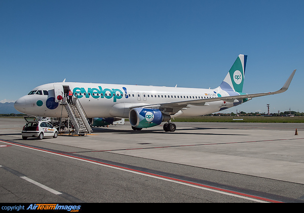 Charter for final of Europa League in Turin. Airbus A320-214