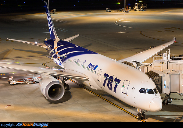 ANA's and the worlds first delivery 787-8 sits on the ramp at Haneda prior to another night flight. Boeing 787-8 Dreamliner