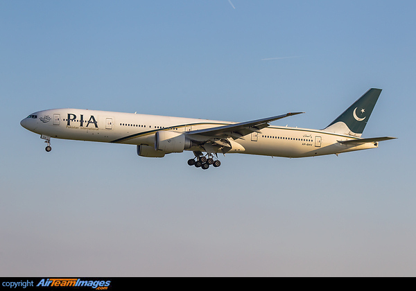 Boeing 777-340/ER Boeing 777-340/ER