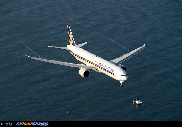 Boeing 777-312/ER Boeing 777-312/ER