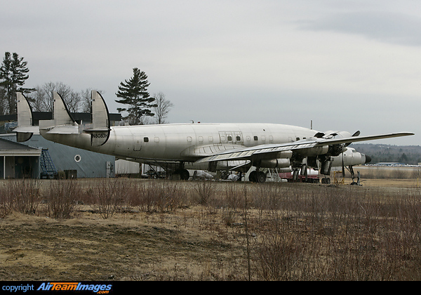 Lockheed L-1649A Starliner "Brian's Star" parked outside owner Maurice Roundy's house along with "Janson's Star", L-1649A N7316C. Lufthansa purchased all three of Maurice Roundy's Starliners at auction in December 2007. N8083H is being used as a donor source of spares for the restoration of her sister, N7316C. Lockheed L-1649A Starliner