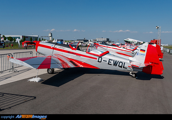 Zlin Z-526 AFS Acrobat Zlin Z-526 AFS Acrobat