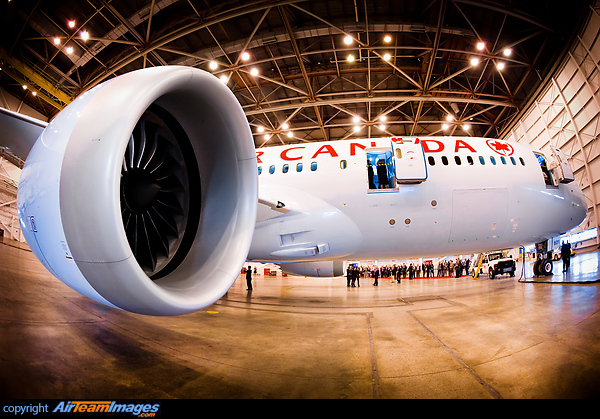 The first Boeing 787 Dreamliner for Air Canada Boeing 787-8 Dreamliner