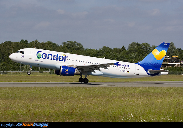 Wearing mixed old/new colours. Airbus A320-212