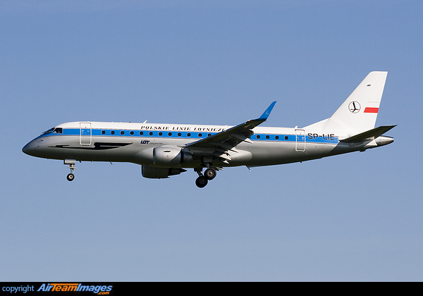 Embraer ERJ-175LR Embraer ERJ-175LR