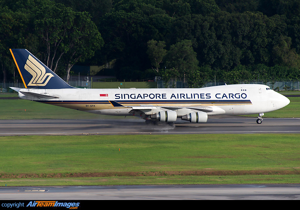 Boeing 747-412F/SCD Boeing 747-412F/SCD