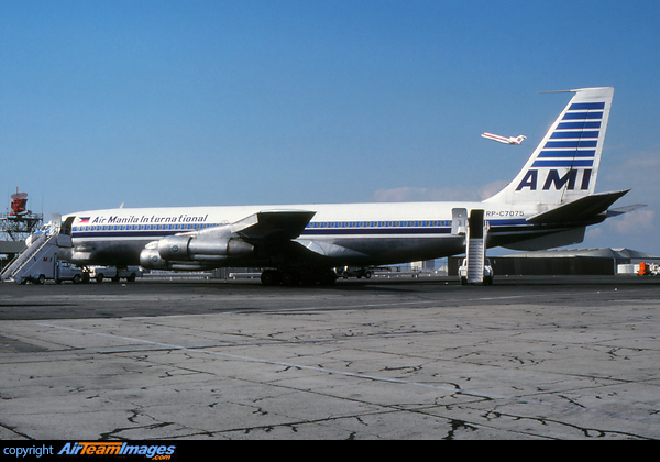 Boeing 707-321B Boeing 707-321B