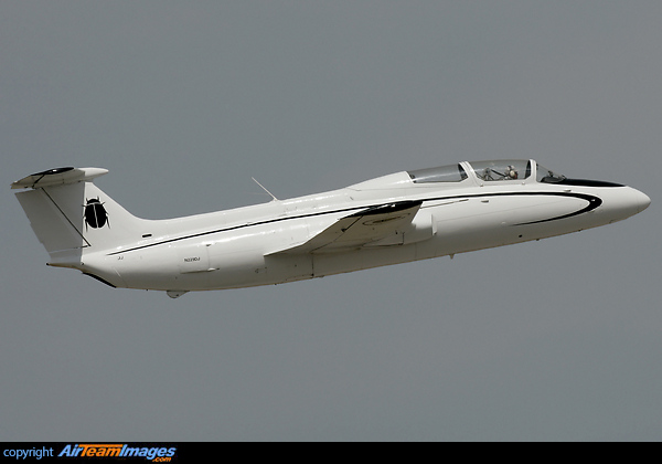 Aero L-29 Delfin Aero L-29 Delfin