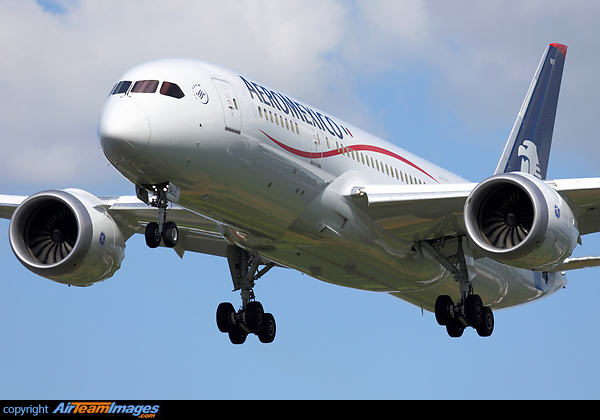 Boeing 787-8 Dreamliner Boeing 787-8 Dreamliner