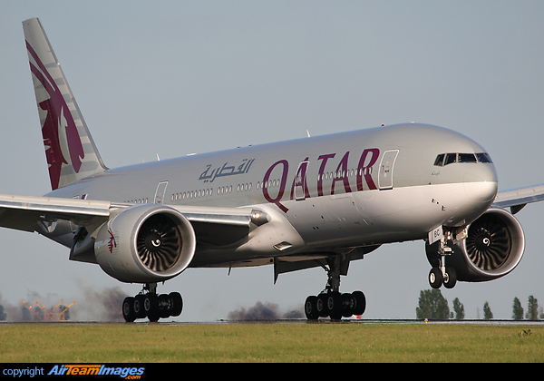 Boeing 777-2DZ/LR Boeing 777-2DZ/LR