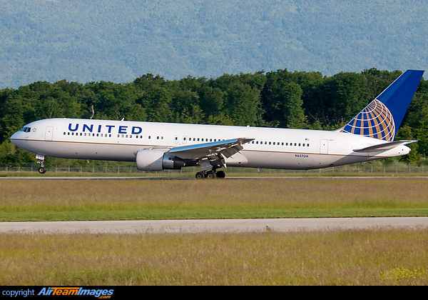 Boeing 767-322/ER Boeing 767-322/ER
