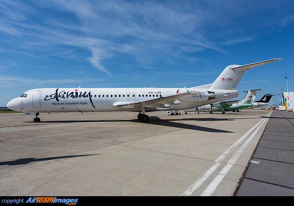 Latest addition to the Denim Air fleet with great Denim titles and Greenland Express tailsticker. Fokker 100