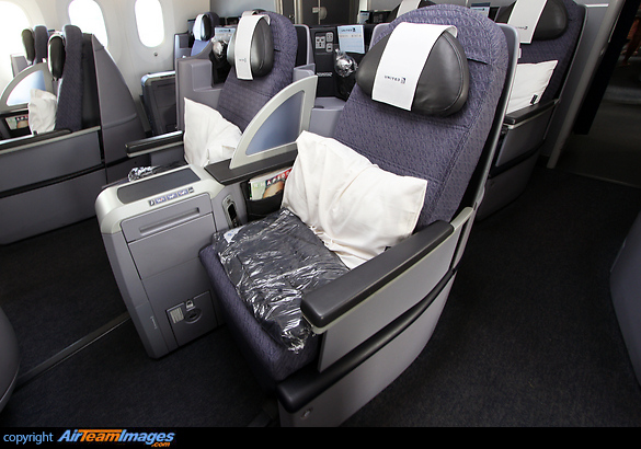 Boeing 787-8 Dreamliner Boeing 787-8 Dreamliner